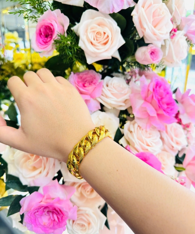 Lắc Khoen Lật Bọng Móc Máy Cát Bảng 19 Ly