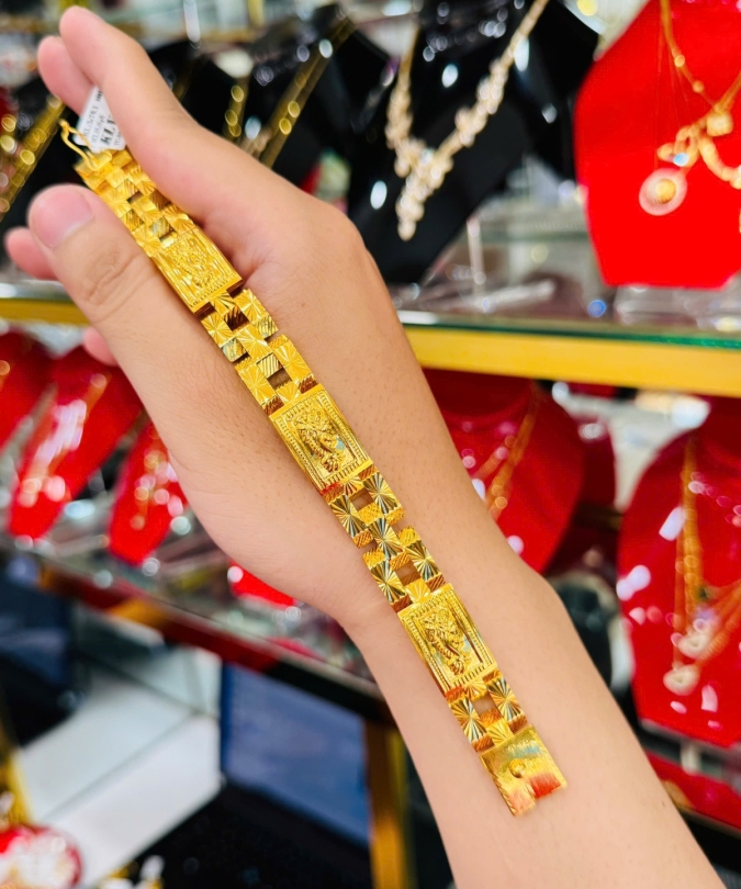 Lắc Hàng Rào Bảng Rồng Móc Máy 3c701